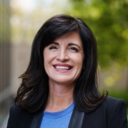 Kelly Steckelberg