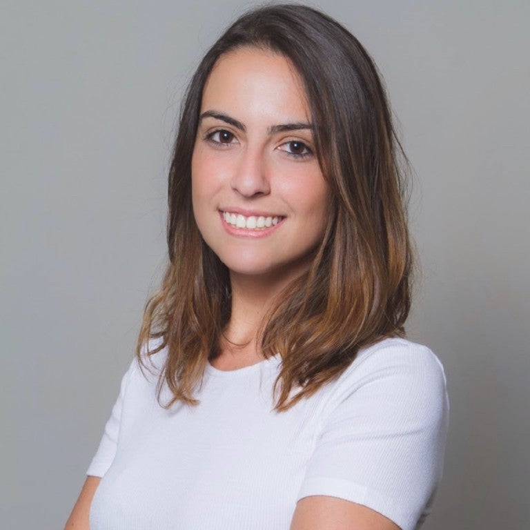Headshot photo of Paola Feltrini Marcondes